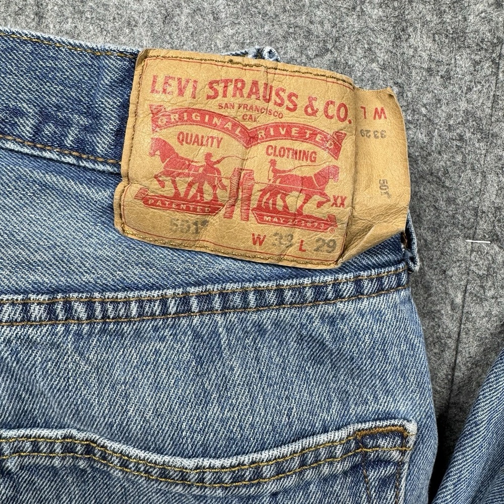 Vintage Levi's 501‎ Jeans Men's 33x29 Light Wash Distressed Button Fly S40196 - Picture 16 of 16